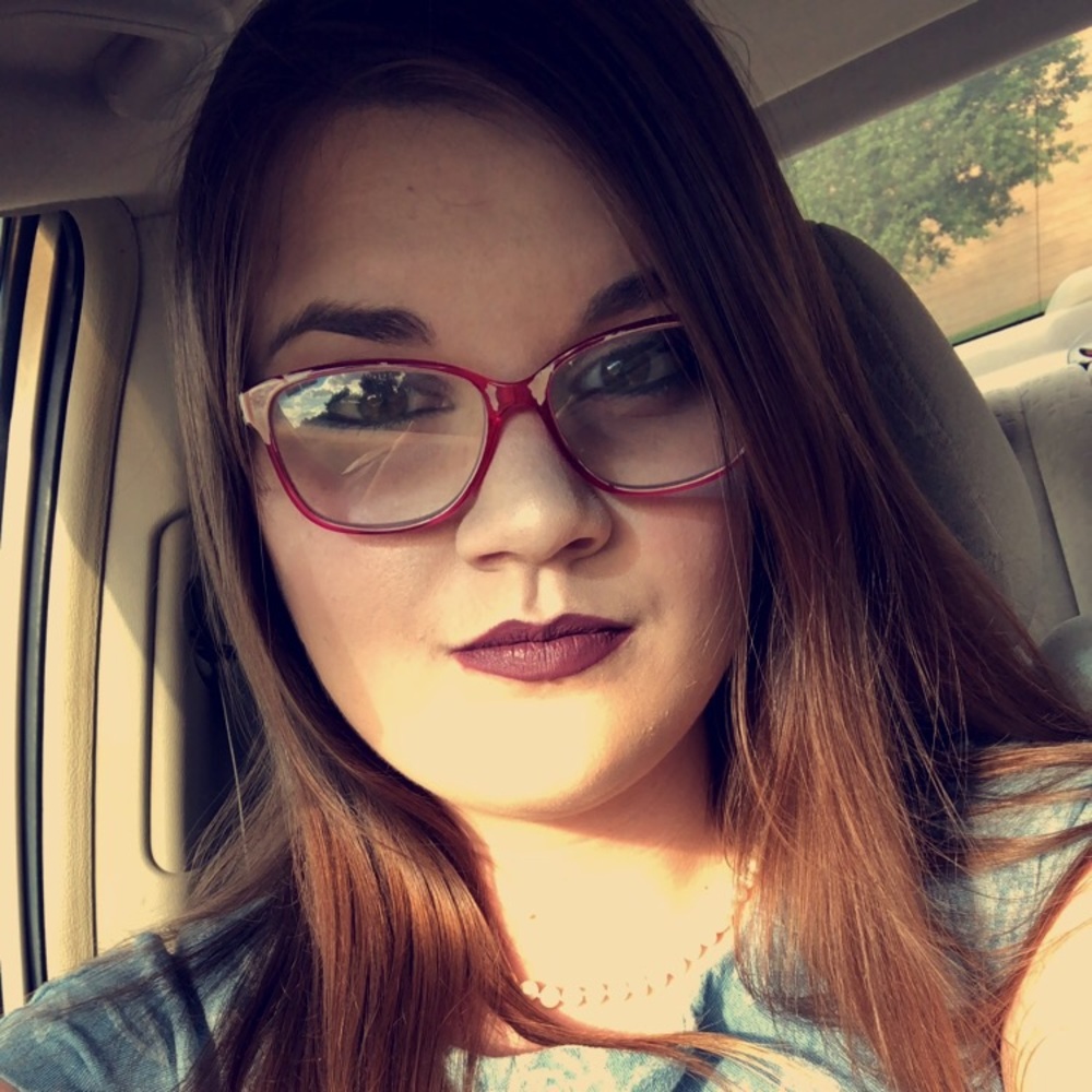 Meet your Posher, Mikayla